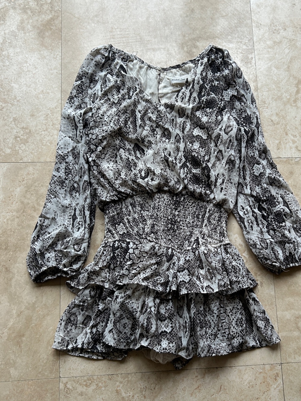 Mustard Seed Black & White Snake-Print Ruffle Peplum romper